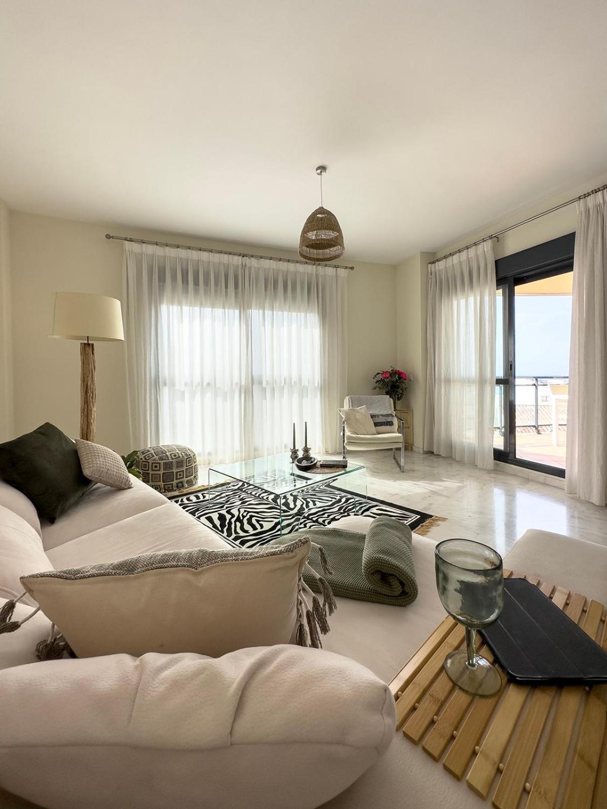 Splendid View Cosmo Beach Between Cancelada And Estepona Exterior foto